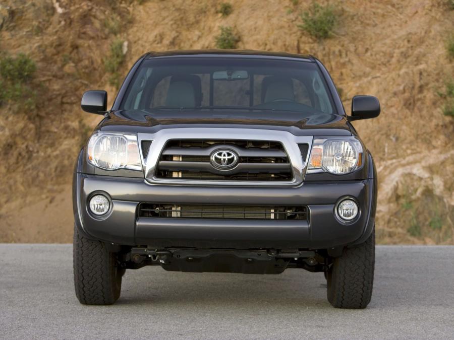 Toyota Tacoma Access Cab Off-Road Edition by TRD 2005 года (фото 8 из 30). 