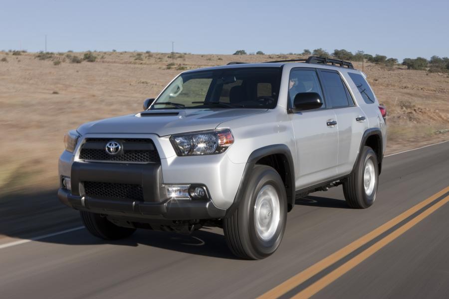 Toyota 4Runner Trail 2010 года (фото 38 из 66). 