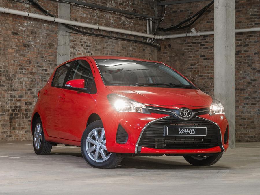 Тойота Yaris 2014