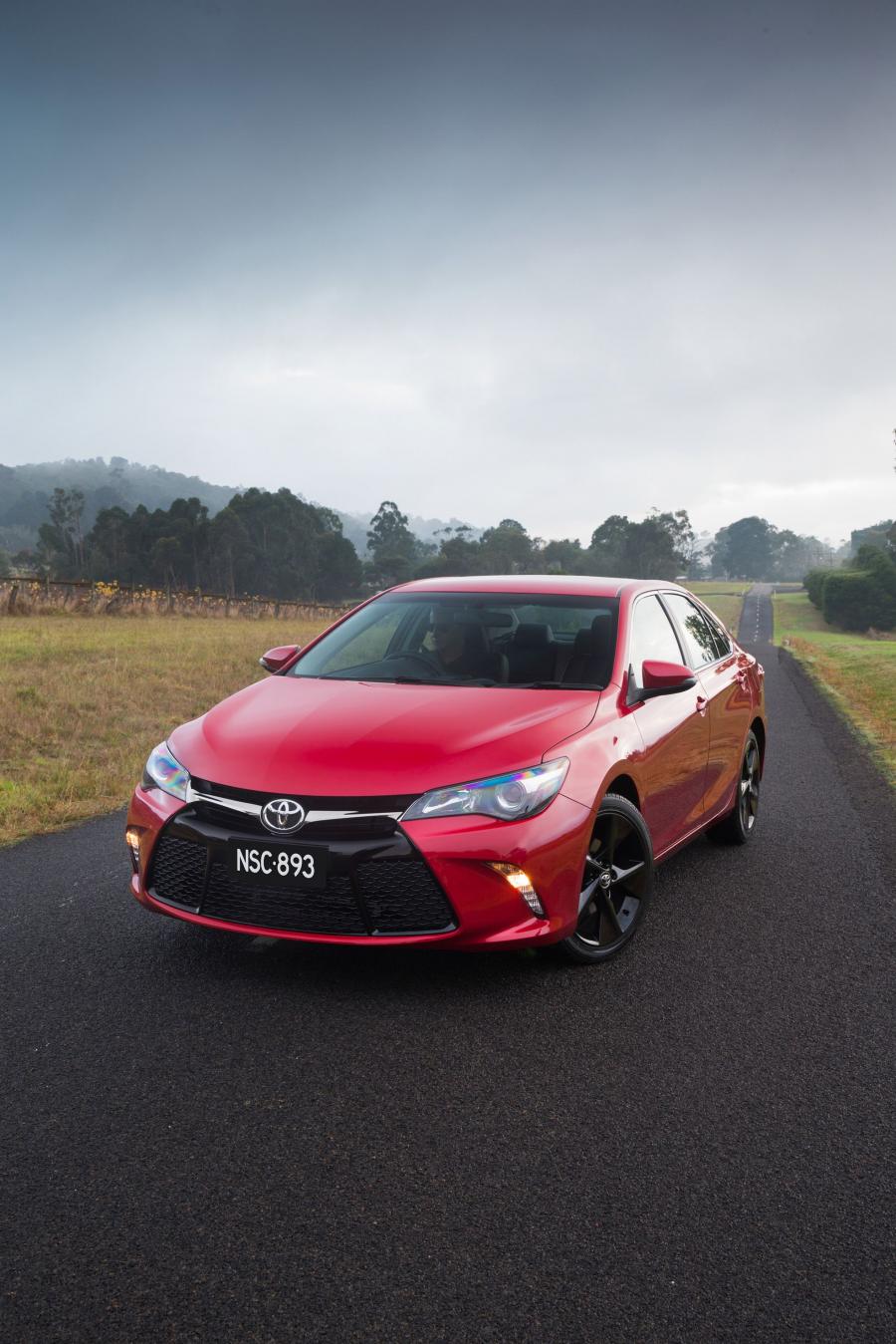 Toyota Camry SX 2015