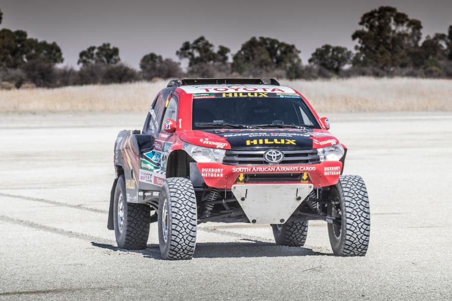 toyota hilux dakar