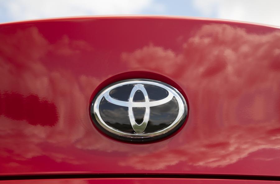 Toyota logo 2021