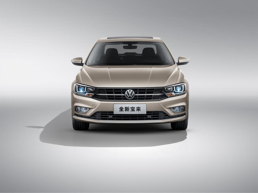 Volkswagen Bora 2016 года выпуска для рынка Китая. Фото 1. VERcity