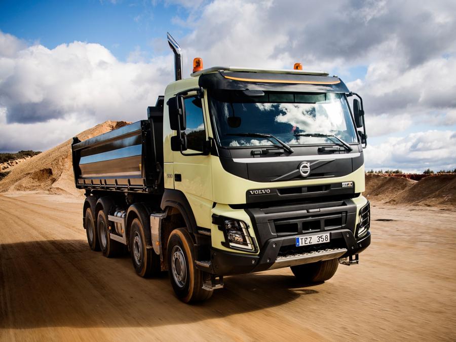 2010 Volvo FMX 8x4 022