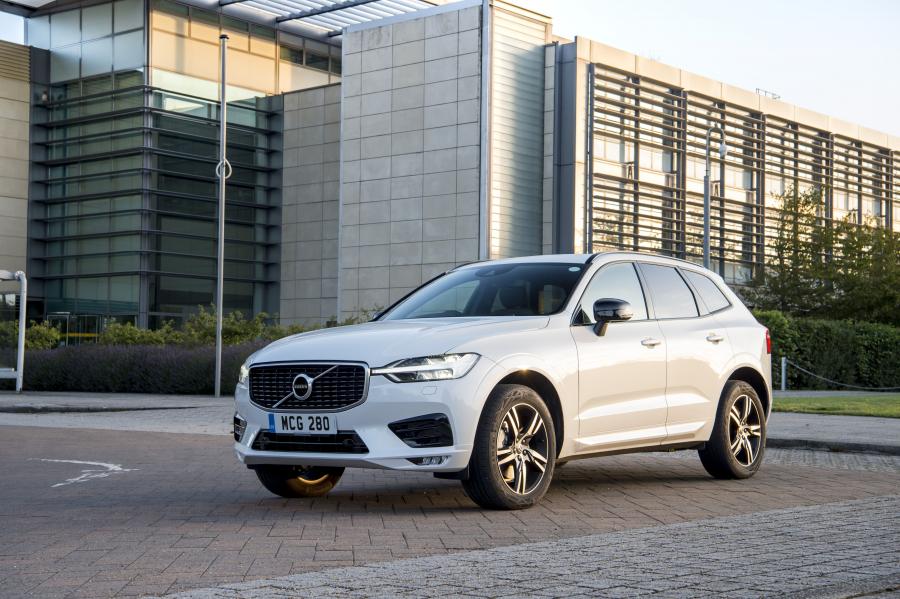 Volvo xc60 r design отличия