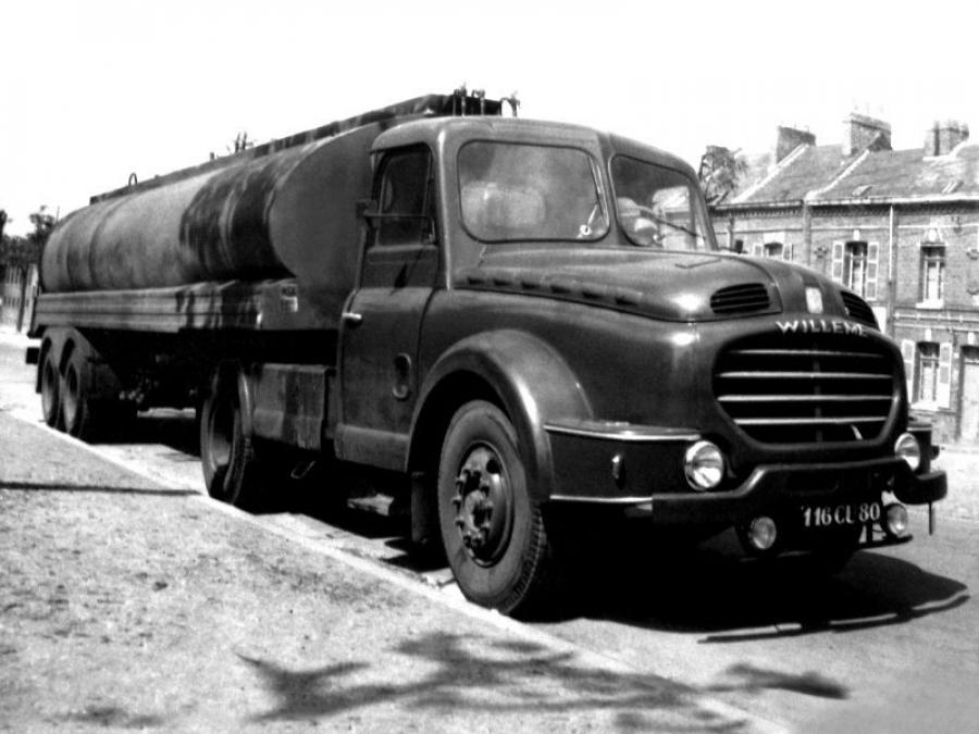 WILLEME LC610 6x4 baché benne 1957 camions d'autrefois 1/43 IXO camion WILLEME LC610 6x4 baché benne 1957 camions d'autrefois 1/43 IXO camion
