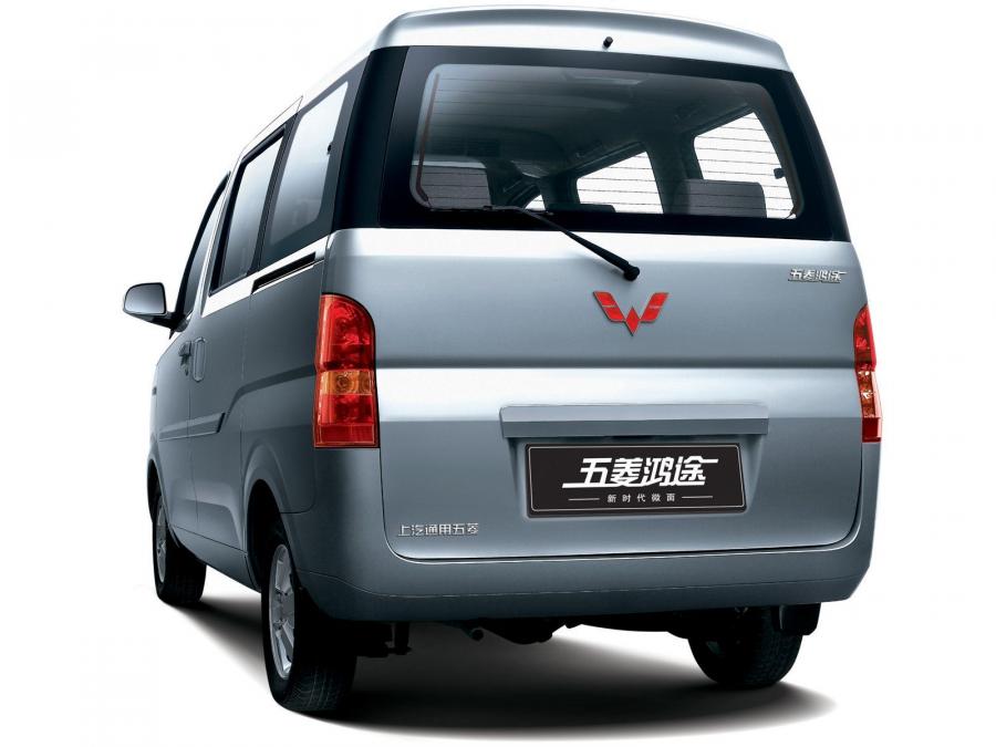 Wuling mini ev фото