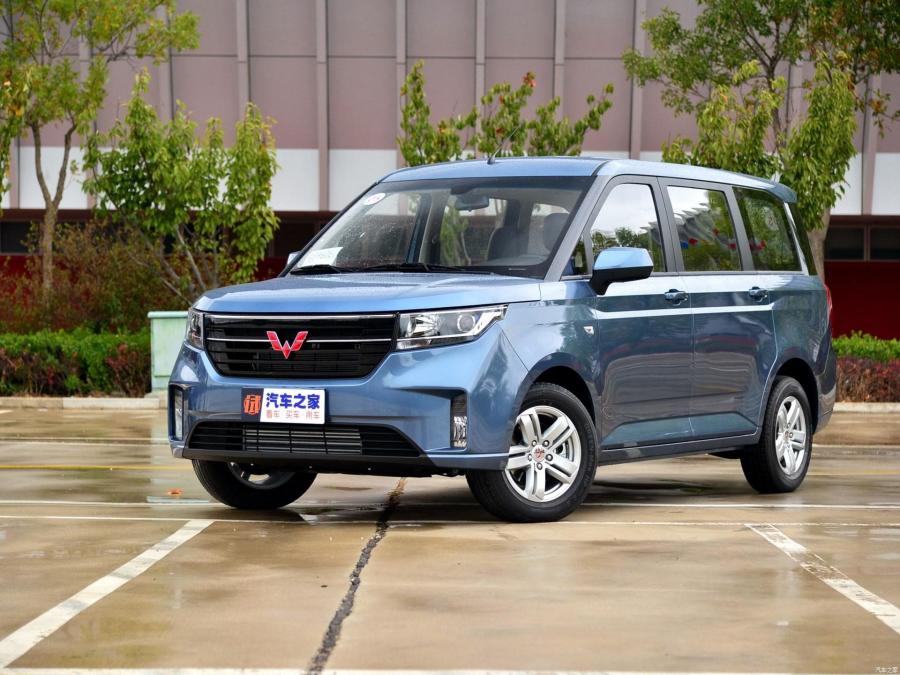 SAIC GM Wuling РјРёРЅРёРІСЌРЅ