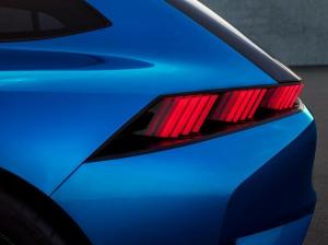 2017 Peugeot Instinct Concept