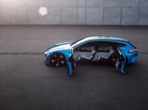 2017 Peugeot Instinct Concept