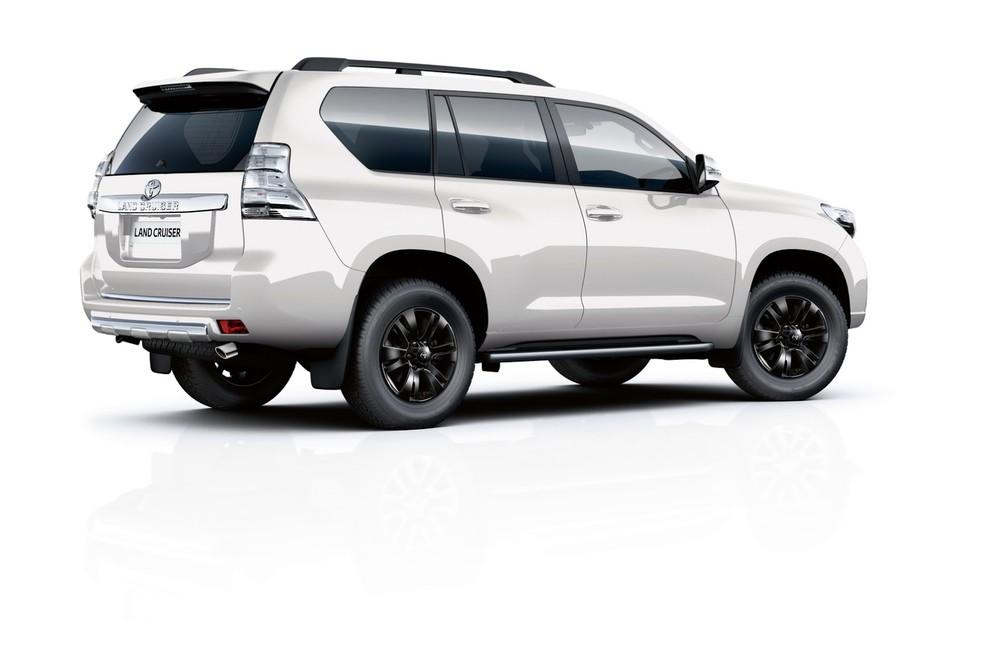 У внедорожника Toyota Land Cruiser Prado появилась новая топовая модификация