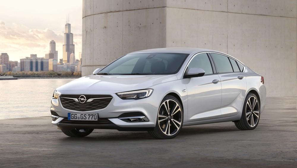 Opel рассекретил новое поколение универсала Insignia