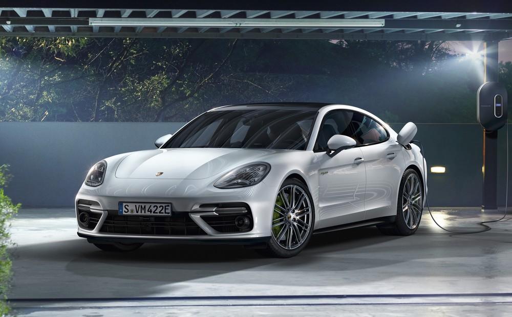 Концерн Porsche представил короля среди гибридов