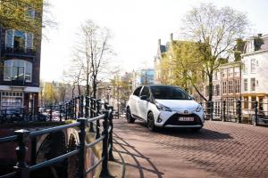 2017 Toyota Yaris Bi-Tone