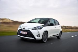 2017 Toyota Yaris Bi-Tone