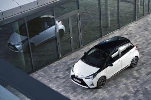 2017 Toyota Yaris Bi-Tone