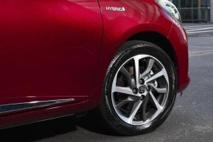 2017 Toyota Yaris Hybrid