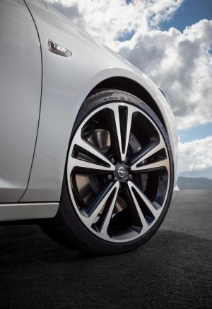 2017 Opel Insignia Grand Sport Turbo 4x4