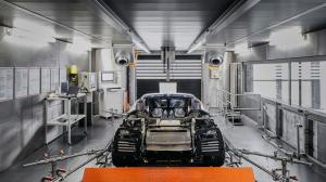Сборка гиперкара Bugatti Chiron