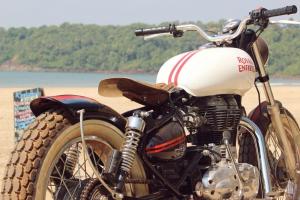 2017 Royal Enfield Bullet 500 Beach Tracker