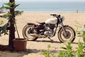 2017 Royal Enfield Bullet 500 Beach Tracker