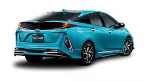 2017 Toyota Prius PHV by Modellista