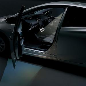 2017 Toyota Prius PHV by Modellista
