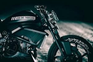 2017 Kawasaki Vulcan 650S by ICON 1000