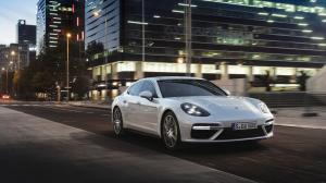 2017 Porsche Panamera Turbo S E-Hybrid (WW)