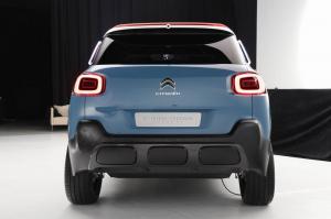 2017 Citroen C-Aircross Concept