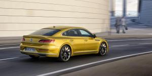 2017 Volkswagen Arteon R-Line