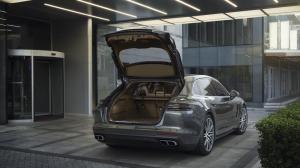 2017 Porsche Panamera Turbo Sport Turismo