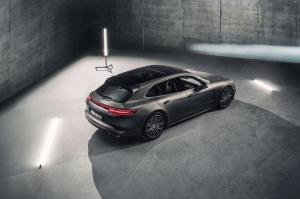 2017 Porsche Panamera Turbo Sport Turismo