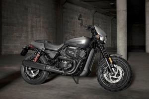 Новый мотоцикл Harley-Davidson Street Rod
