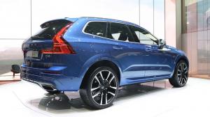 2017 Volvo XC60 T6 R-Design