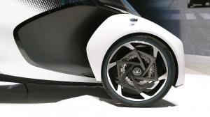 2017 Toyota i-TRIL Concept
