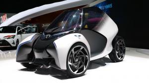 2017 Toyota i-TRIL Concept