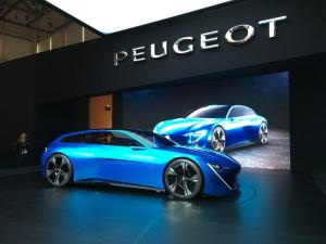 2017 Peugeot Instinct Concept