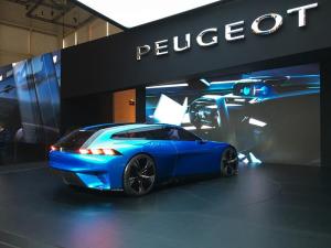 2017 Peugeot Instinct Concept