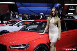 Лучшие девушки Женевского автосалона 2017