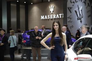 Лучшие девушки Женевского автосалона 2017
