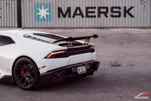 2017 Lamborghini Huracan Renato by Bianco Avus and 1016 Industries