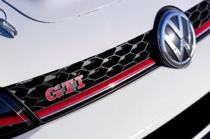 2017 Volkswagen Golf GTI TCR