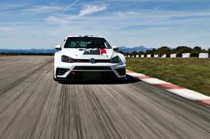2017 Volkswagen Golf GTI TCR
