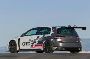 2017 Volkswagen Golf GTI TCR