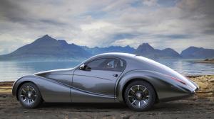 2017 Eadon Green Black Cuillin Concept