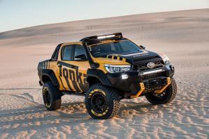 Пикап Toyota Hilux превратили в экстремальный концепт-кар