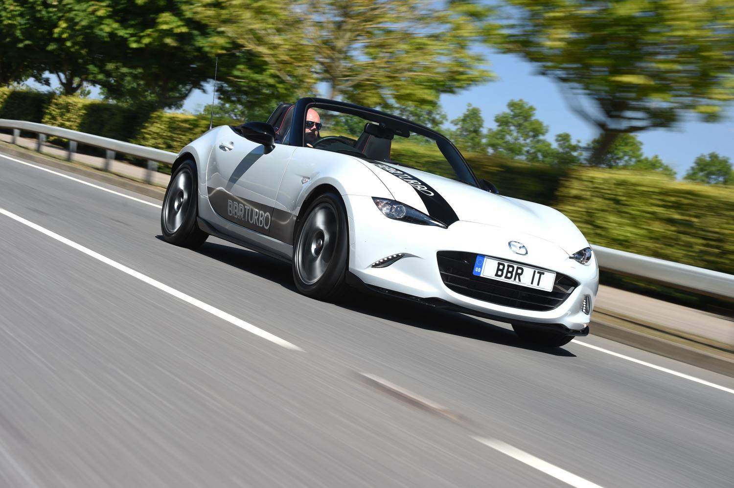 Английские тюнеры оснастили Mazda MX-5 турбированным двигателем