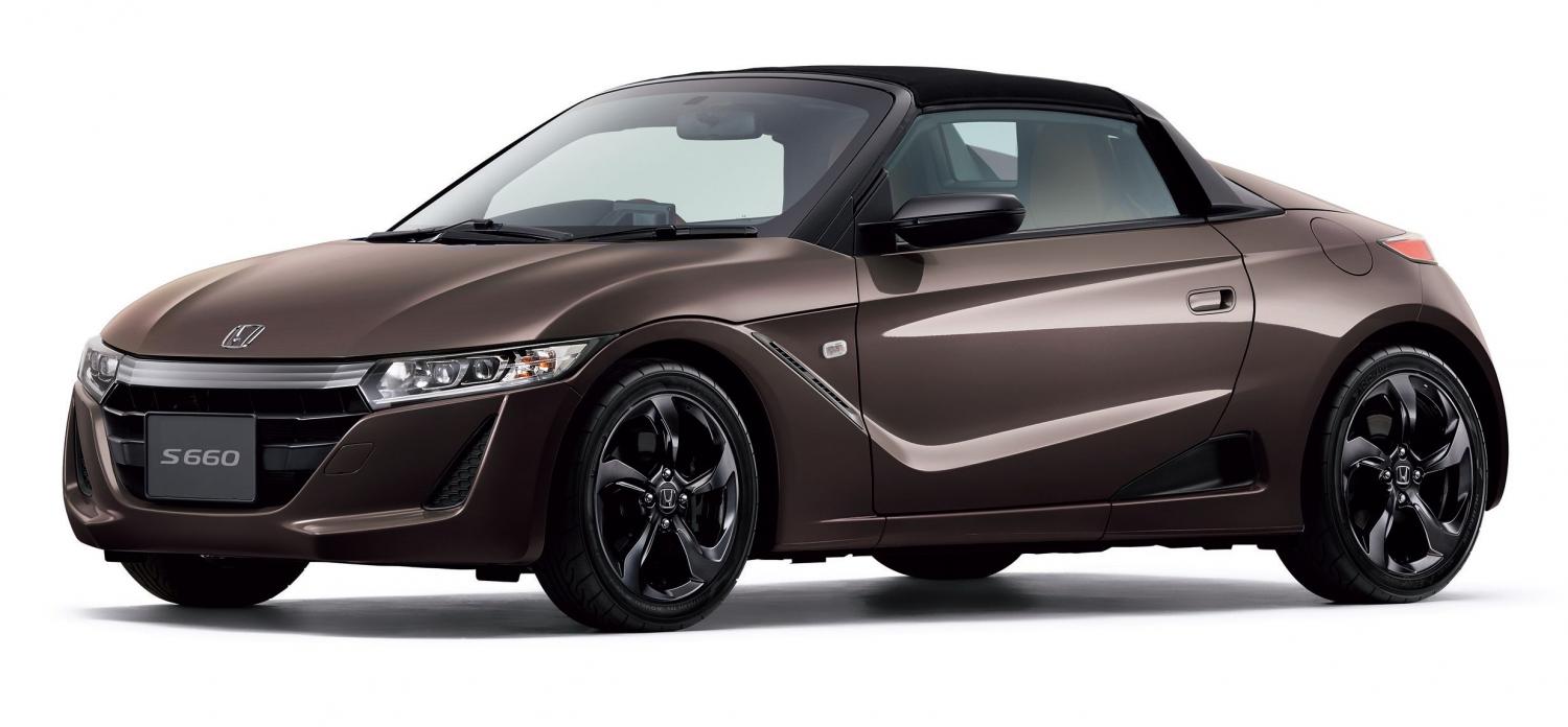 Компактный родстер Honda S660 получил спецмодификацию Bruno Leather Edition