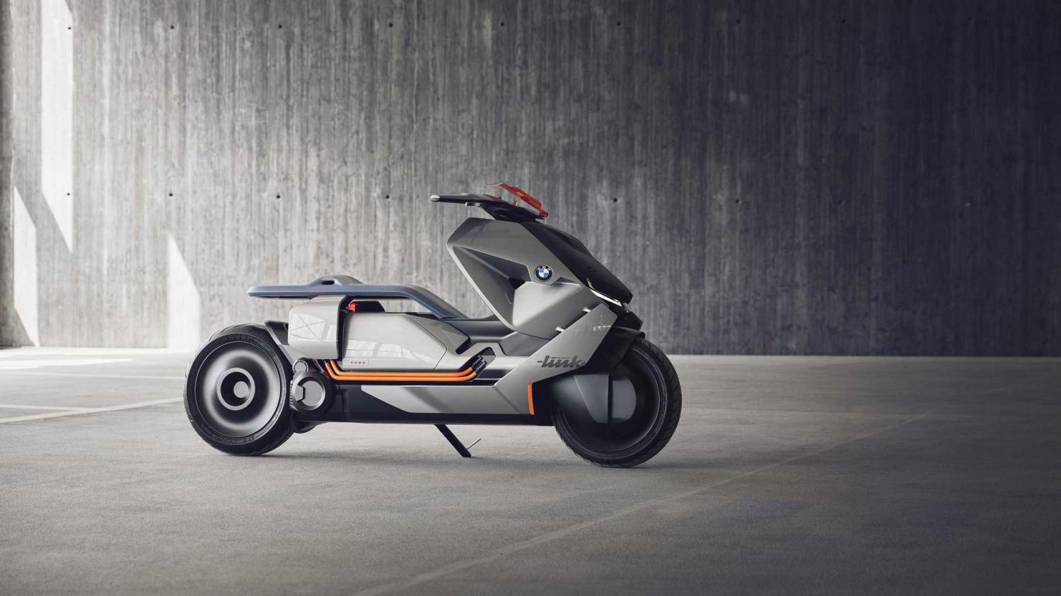Представлен мотоцикл BMW с выдвигающимся сиденьем